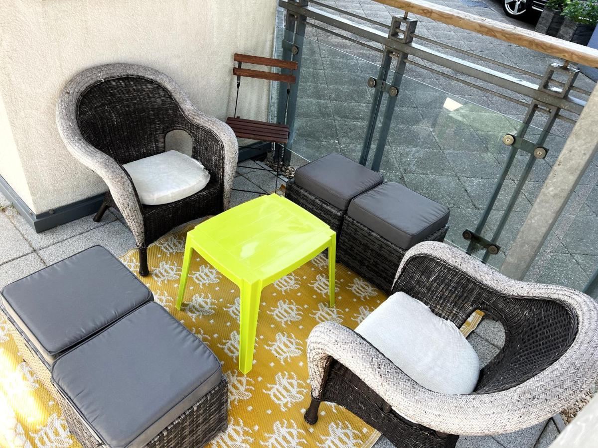 Апартаменты Retro Seaside Apt With Patio Суонси Экстерьер фото